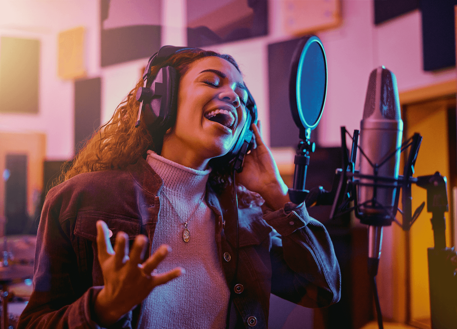 Arts Gallery and Entertainment